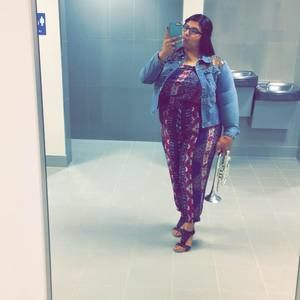 Meet your Posher, Estrella